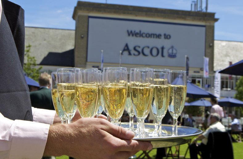 mobile bar hire Royal Ascot champagne